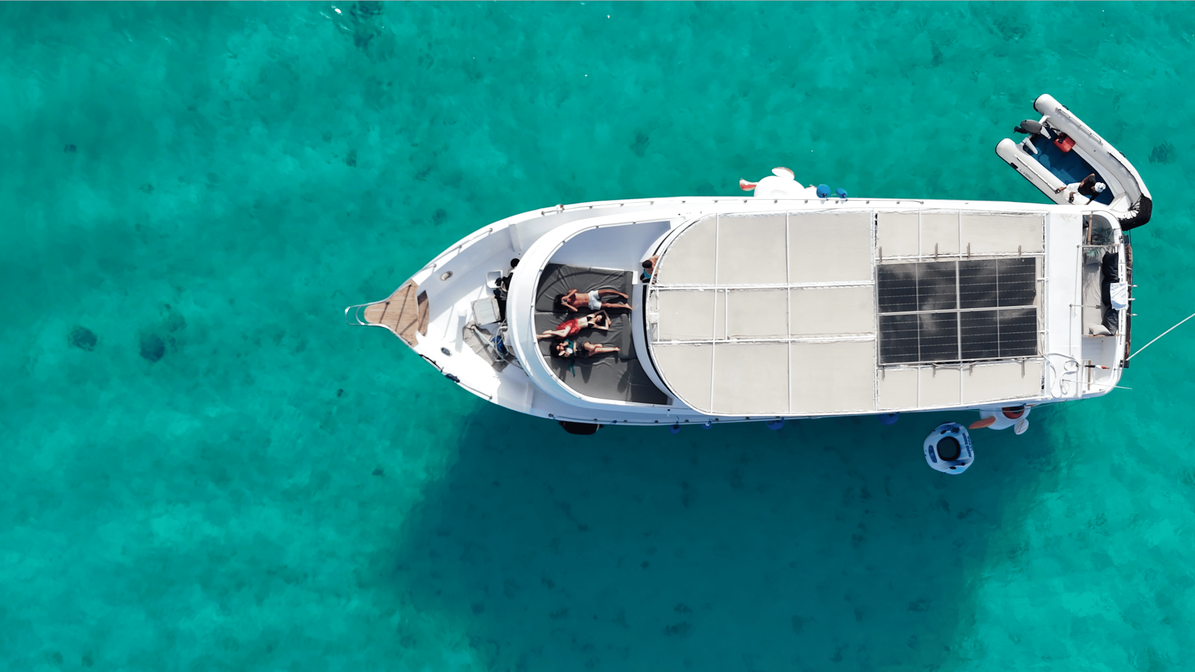 Motor Yacht - LV