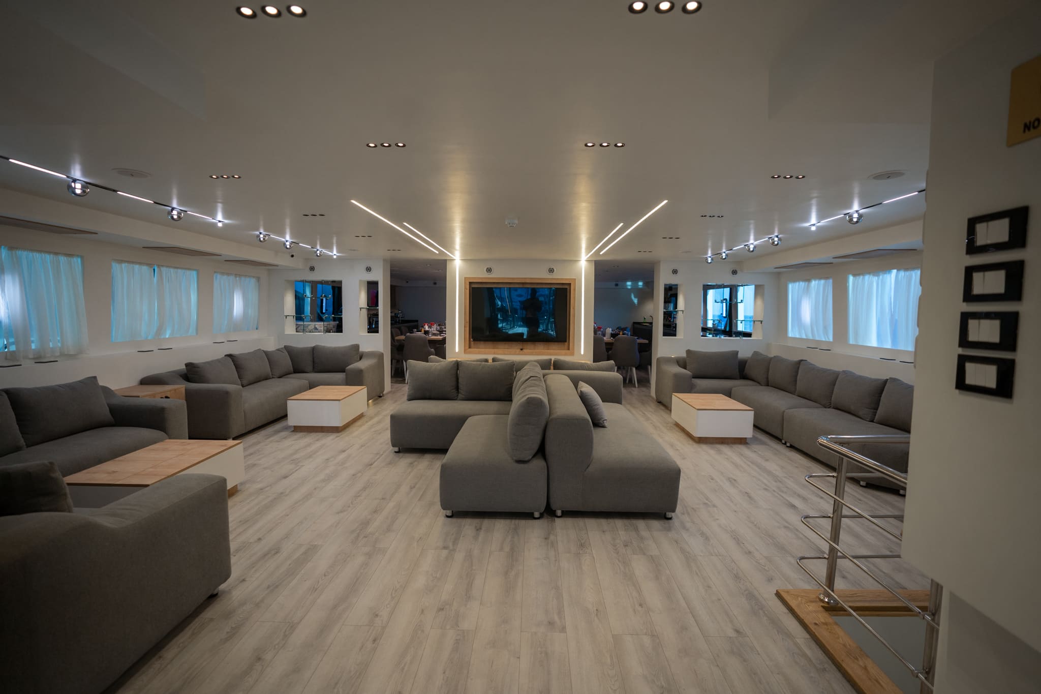 Yacht SC — photo 13